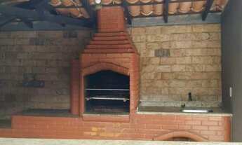 Imagem 2: Cada em Geriba 100 metros da praia