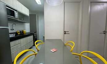 Imagem 5: Quarto e sala mobiliado na Ponta Verde