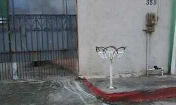 Imagem 6: Vendo ou troco Casa com 2 dormitórios