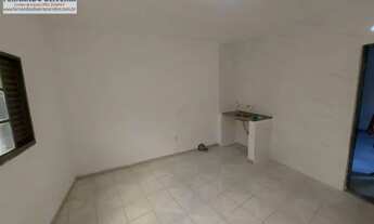 Imagem 3: Casa para Locação em São Paulo, Sítio Pinheirinho, 1 dormitório, 1 banheiro