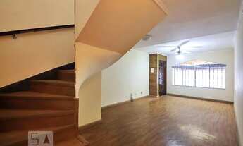 Imagem 2: Casa para Aluguel - Santa Teresinha, 3 Quartos, 234 m2