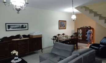 Imagem 2: Sobrado para aluguel possui 180 metros quadrados com 2 quartos