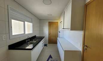 Imagem 2: Apartamento espaçoso e moderno com vista deslumbrante!