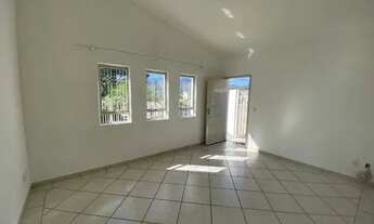 Imagem 2: Casa com 2 dormitórios para alugar, 215 m² por R$ 2.600/mês - Jardim do Lago - Atibaia/SP