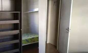 Imagem: Alugo Vaga República Feminina