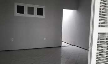 Imagem 2: Alugo casa no Bairro Limoeiro, Juazeiro do Norte -Ce