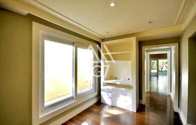 Imagem 3: VENHA CONHECER ESTA MARAVILHOSA CASA ASSOBRADADA, COM UMA LOCALIZAÇÃO PRIVILEGIADA E AMPLA