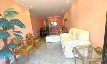 Imagem: Quadra da praia de Icaraí - 4 quartos