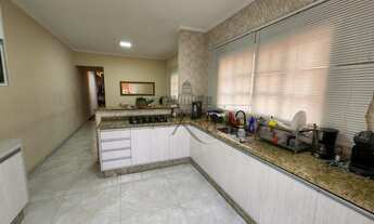 Imagem 4: Excelente casa no Bosque dos Eucaliptos para venda tem 120 metros quadrados com 3 quartos