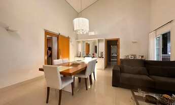 Imagem 3: Alugo está Casa no condomínio Alphaville 1 R$ 12.000,00