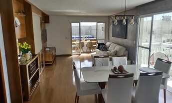 Imagem 4: Cobertura com 3 vagas, 3 suítes no segundo piso, sala ampla anexa a uma área externa com c