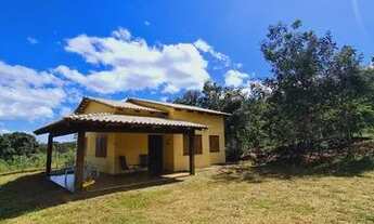 Imagem 5: Casa com 3.954m² de terreno e divisa com a reserva