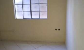 Imagem 4: Casa para aluguel possui 79 metros quadrados com 3 quartos em Democrata - Juiz de Fora - M