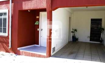 Imagem 7: Casa de 3 dormitórios na Agronômica