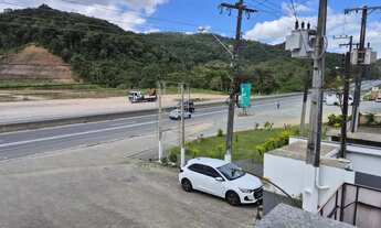 Imagem 2: Ponto comercial/Loja/Box para aluguel tem 400 metros quadrados
