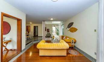 Imagem: Casa à Venda - Buritis, 4 Quartos, 282