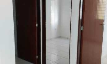 Imagem: Alugo excelente apartamento térreo, condomínio