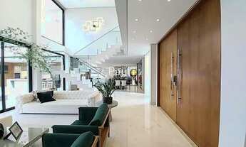 Imagem 3: Sobrado à venda em Valinhos, Villa Lombarda, com 4 suítes, com 640 m², Villa Lombarda