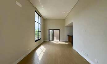 Imagem 7: Casa á venda no Condomínio Terras de Atibaia II em Atibaia , laser e segurança 24h para s