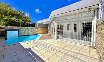 Imagem 2: Casa com Piscina, 3 Quartos, 3 Salas e Ótima Localização no Bairro dos Estados!