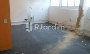 Imagem 7: Prédio / Comercial / Humaitá