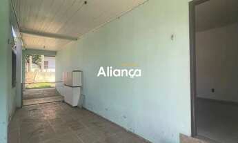 Imagem 3: Casa para locação com 02 dormitórios e garagem coberta no bairro Monte Carlo em Cachoeirin