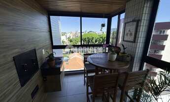 Imagem 5: Excelente apartamento em rua tranquila no Água Verde/Portão, com 03 quartos e 02 vagas de