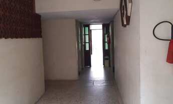 Imagem 4: Apartamento reformado todo em porcelanato e móveis planejados