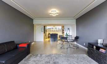 Imagem 4: Apartamento Reformado com 3 quartos, Suíte e Vaga de Garagem Coberta à Venda na SQS 203