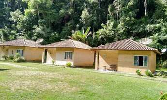 Imagem 5: Casa na serra, beira rio