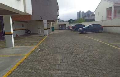 Imagem 4: Apartamento 2 dormitórios , churrasqueira , elevador , 1 vaga de garagem descoberta !