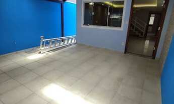 Imagem 4: Casa de 3 quartos na Parte alta do Jardim Vitoria Macaé RJ