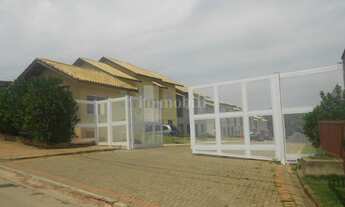 Imagem: Sobrados Geminados em condomínio bem localizado