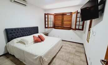 Imagem 2: Casa para venda possui 302 metros quadrados com 5 quartos em Riviera - Bertioga - SP