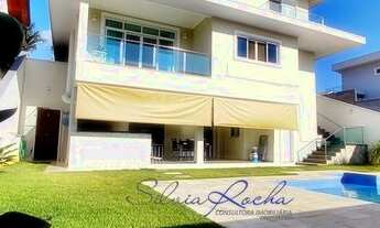 Imagem 3: Casa de condomínio para venda tem 304 metros quadrados com 4 suítes