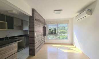 Imagem 7: Apartamento semimobiliado de 2 dormitórios com box duplo localizado no Jardim Carvalho, Po