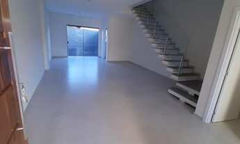 Imagem 3: Geminado para Venda em Joinville, Saguaçu, 3 dormitórios, 3 suítes, 1 banheiro, 2 vagas