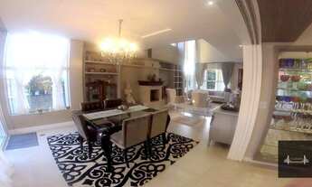 Imagem 6: Casa alto padrão no bairro Sambaqui