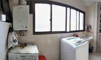 Imagem 7: Centro - Apto: 3D (Suíte); 3 Banheiros; Cozinha planejada; Armários; Sacada; 1 Vaga