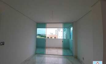 Imagem 3: Apartamento com quatro quartos, suíte e quatro vagas de garagem no bairro Castelo