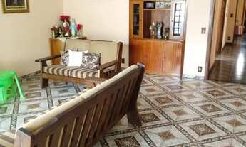 Imagem 4: Sobrado para venda com 300 metros quadrados com 4 quartos