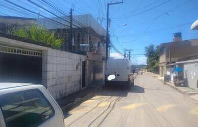 Imagem 6: Casa para venda possui 150 metros quadrados com 4 quartos em Rio Doce - Olinda - Pernambuc