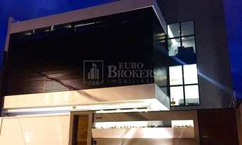 Imagem 1: Lindo sobrado com 3 suítes no Centro de Balneário Camboriú