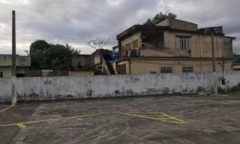 Imagem: Aluga-se parqueamento para aproximadamente