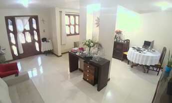 Imagem 7: Oportunidade Casa Linear Imbetiba c/ 3qts, send 1suíte, 2brs, 2vgs, amrs coz, quintal