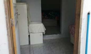 Imagem 2: Alugo kitnet Quarto com aluguel por R$650 /mês