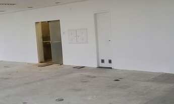 Imagem 7: Sala para Alugar no bairro Jardins em São Paulo - SP. 4 banheiros, 3 vagas na garagem, cop