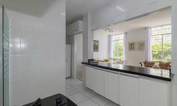 Imagem 7: VISTA MAR- DOIS QUARTOS REFORMADO COPACABANA