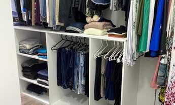 Imagem 7: Casa no Ribeirão da Ilha com três suítes construída com materiais de alto padrão