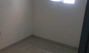 Imagem 4: Aluga-se casa no bairro industrial próximo salão de festa Chica xaves